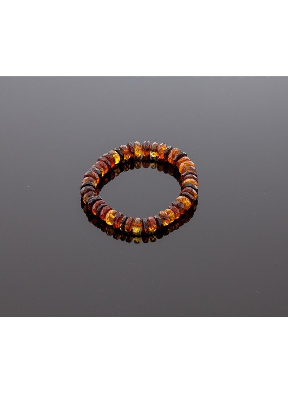 Luxurious faceted amber bracelet